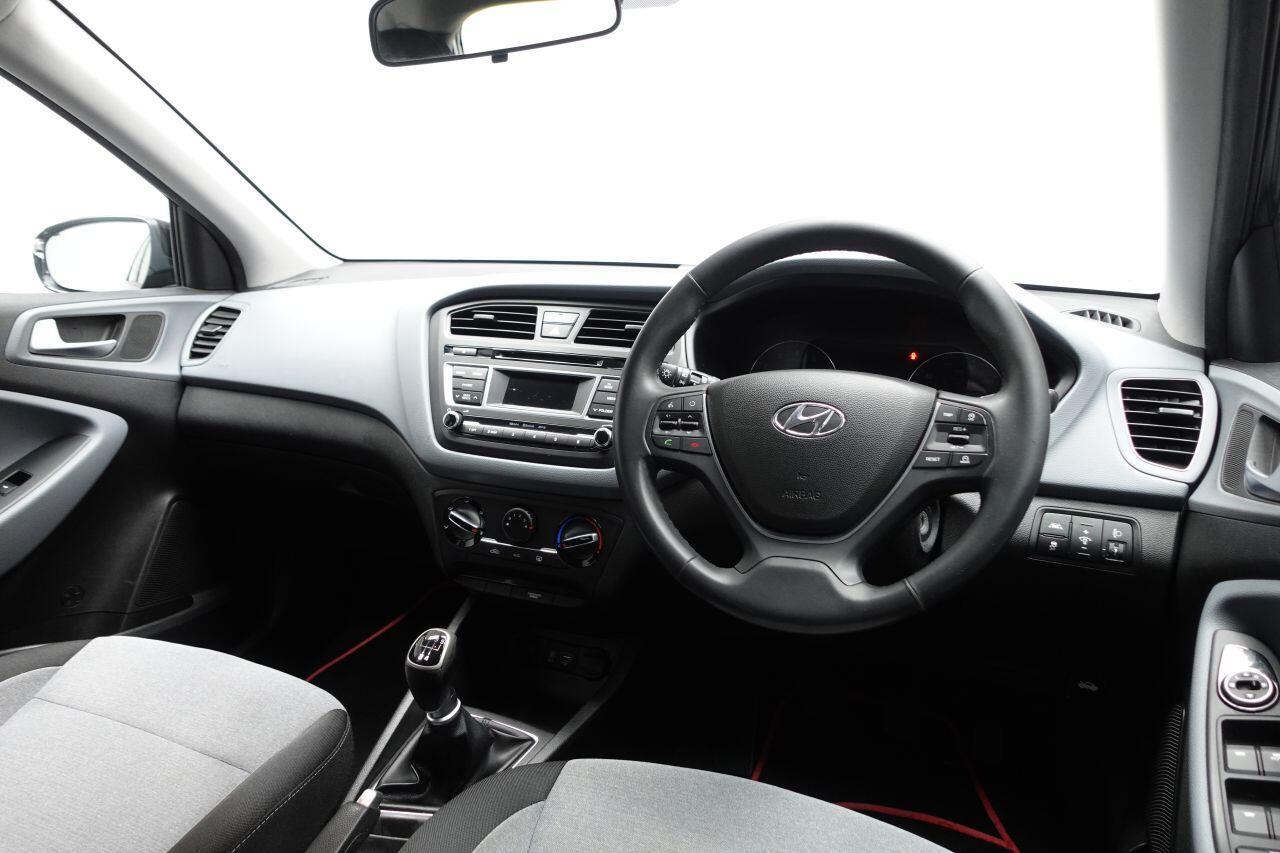 Hyundai i20 - Image 15