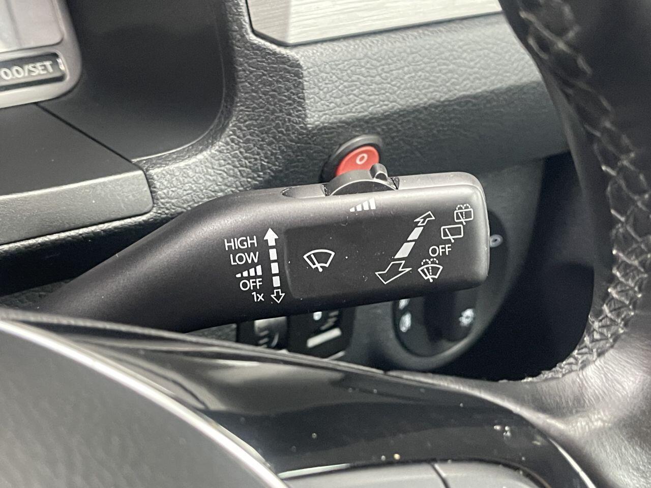 Volkswagen CADDY LIFE - Image 38