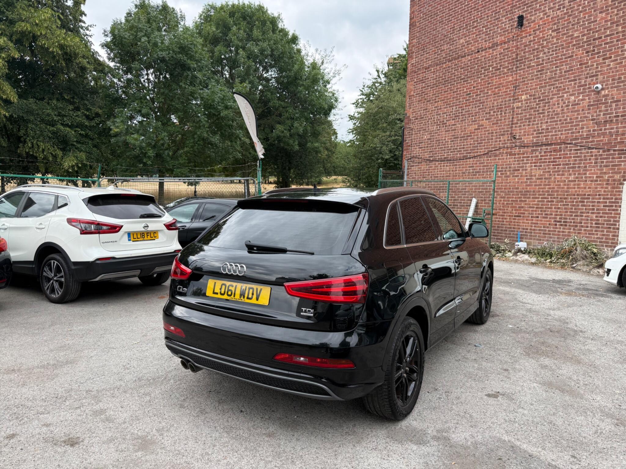 Audi Q3 - Image 7