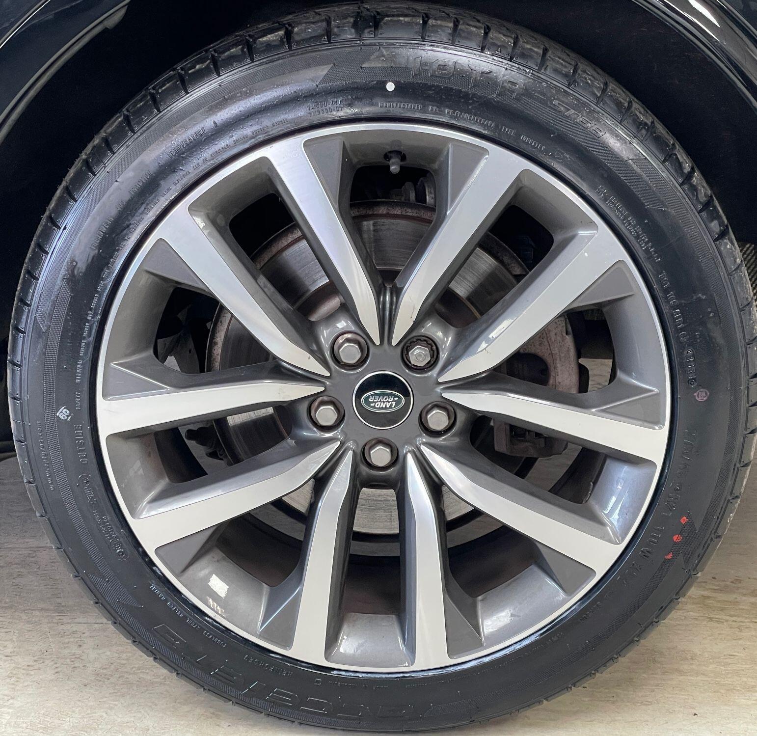 Land Rover Discovery - Image 16