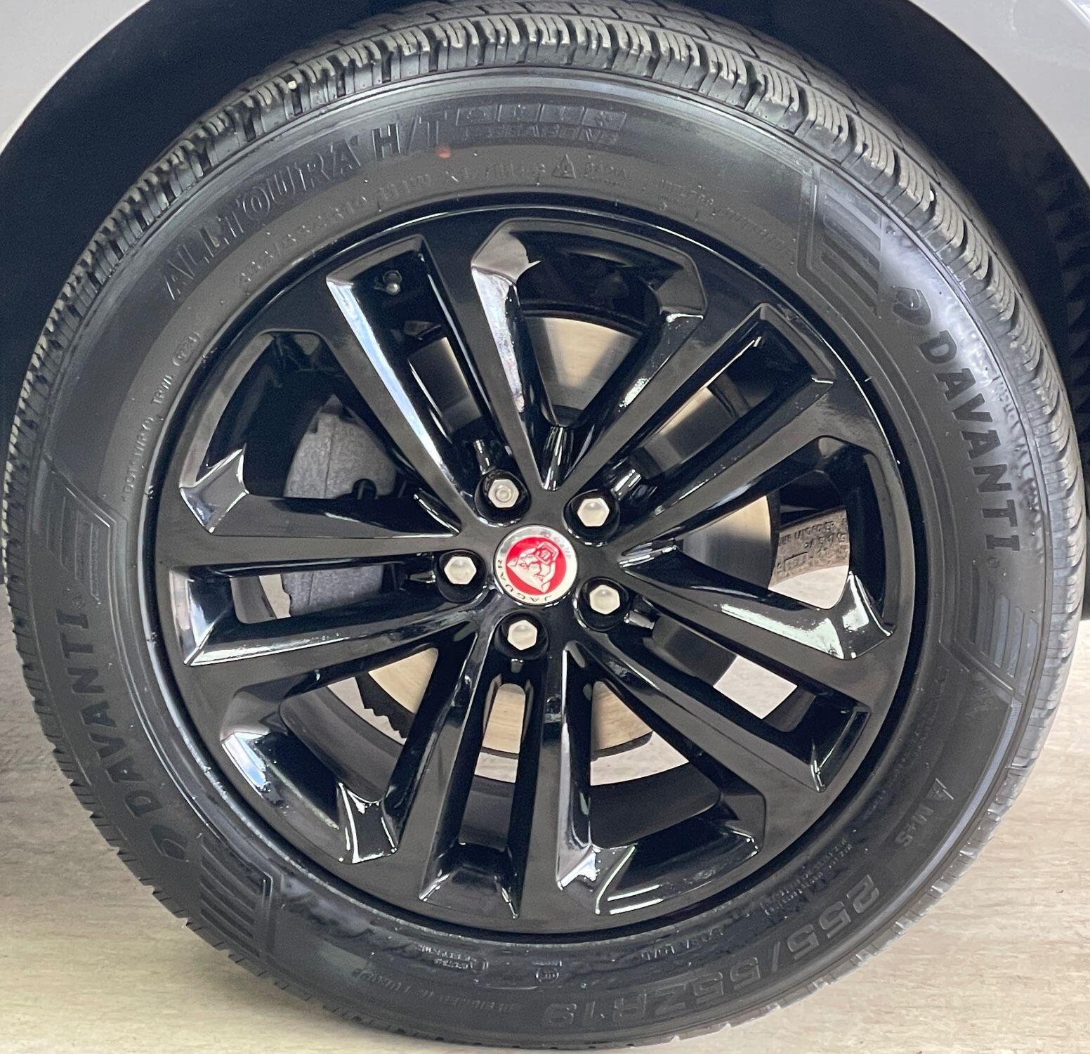 Jaguar F-Pace - Image 16