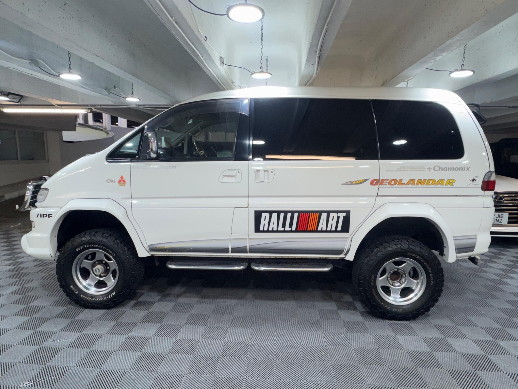 Mitsubishi Delica - Image 2
