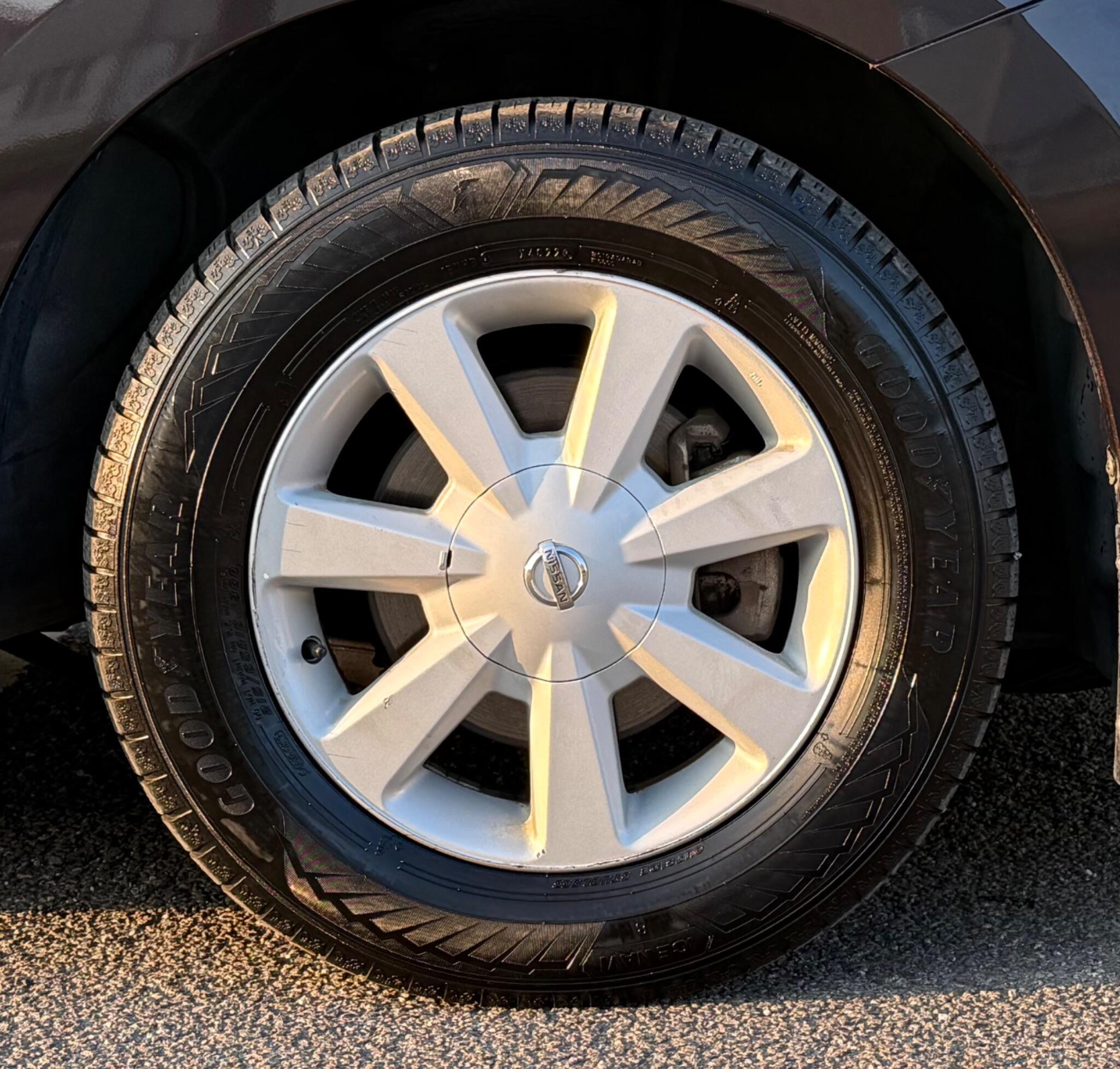 Nissan Elgrand - Image 52