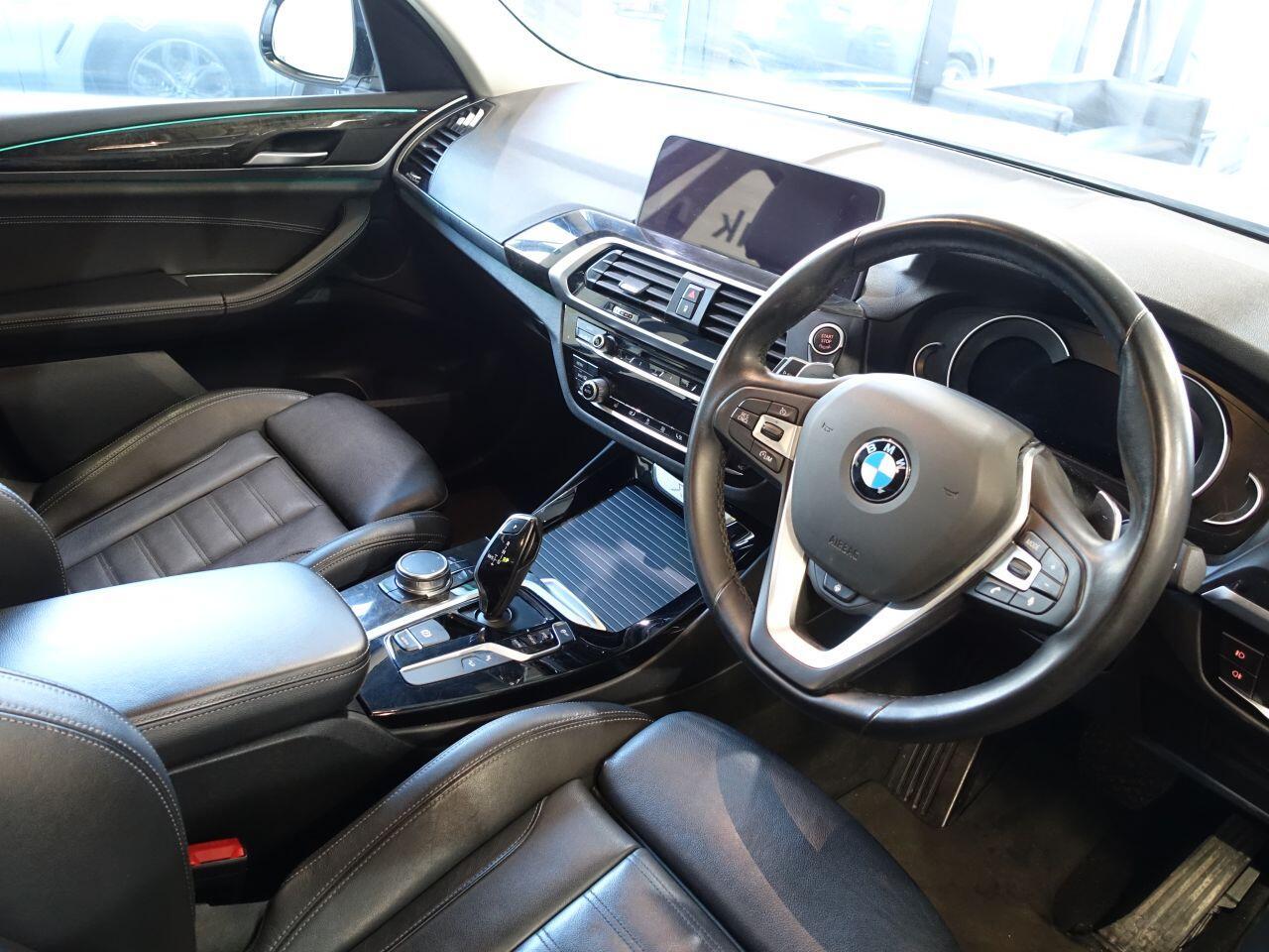 BMW X3 - Image 2