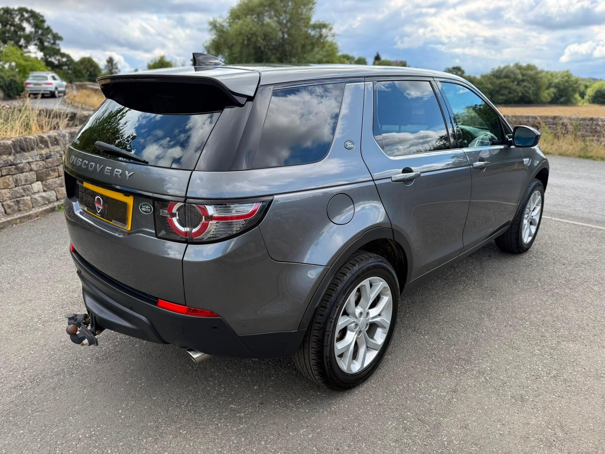 Land Rover DISCOVERY SPORT - Image 16