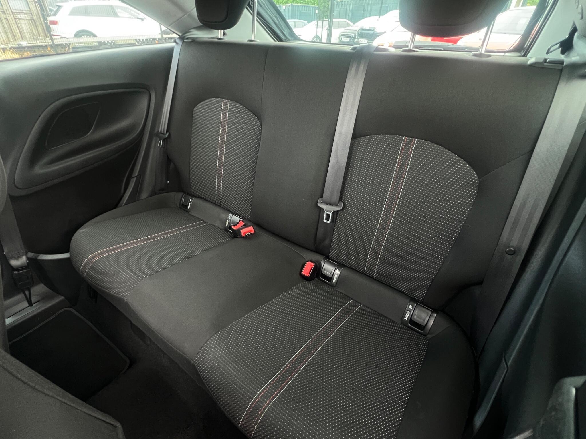 Vauxhall Corsa - Image 15