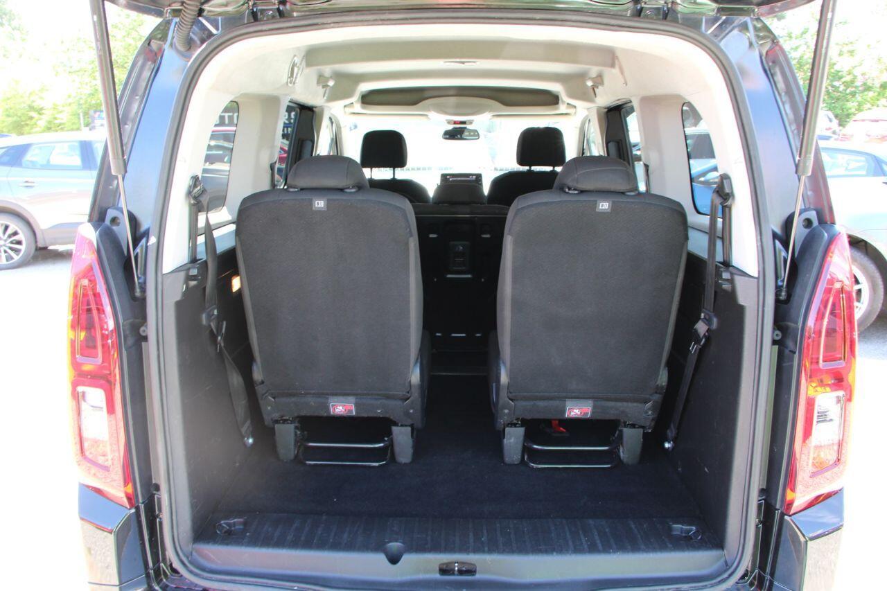 Vauxhall Combo Life - Image 20