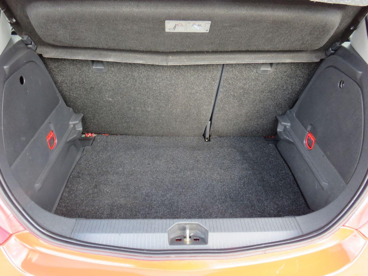 Vauxhall Corsa - Image 12