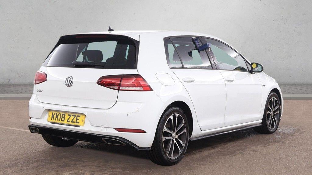 Volkswagen Golf - Image 7