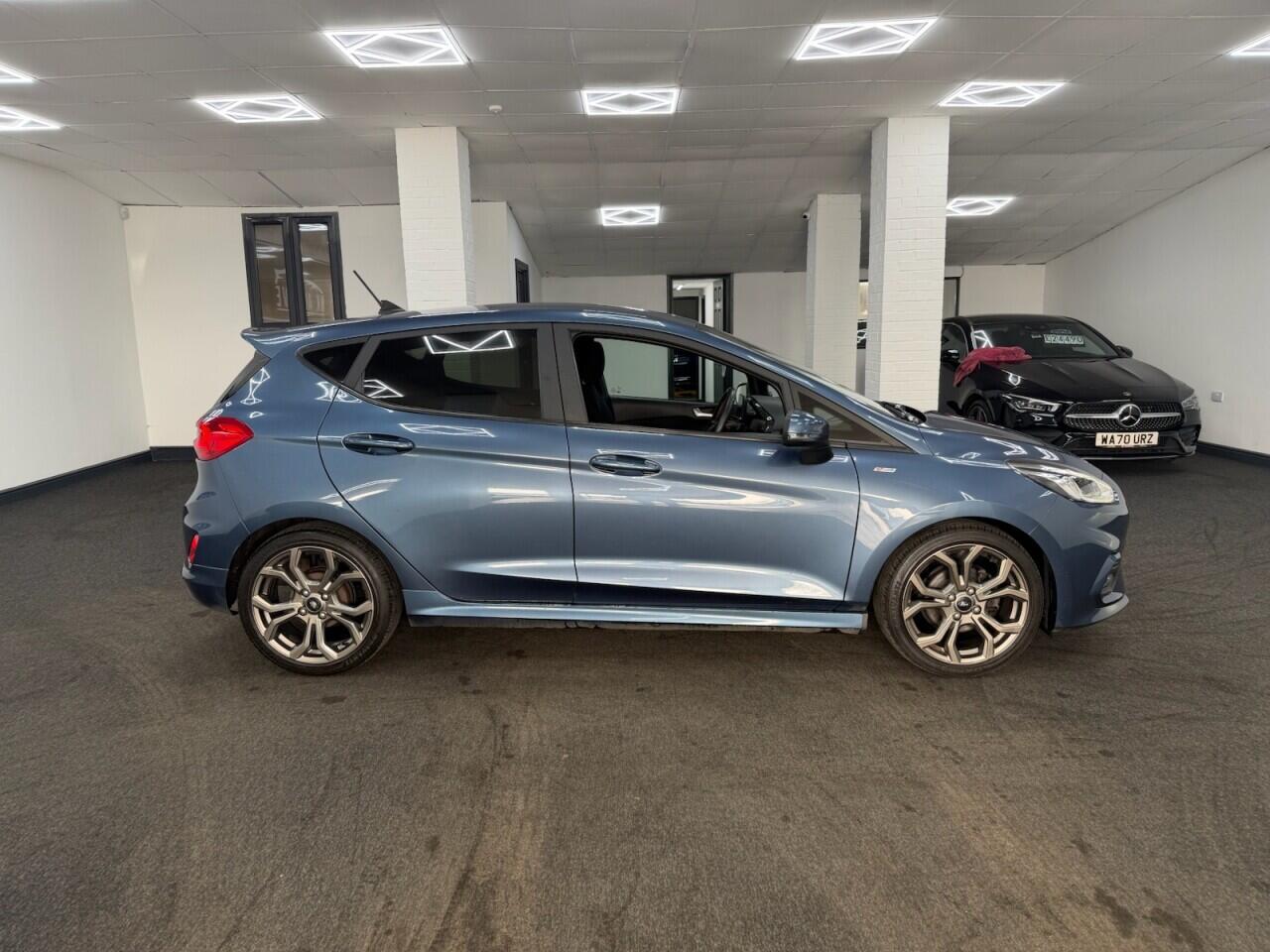 Ford Fiesta - Image 5