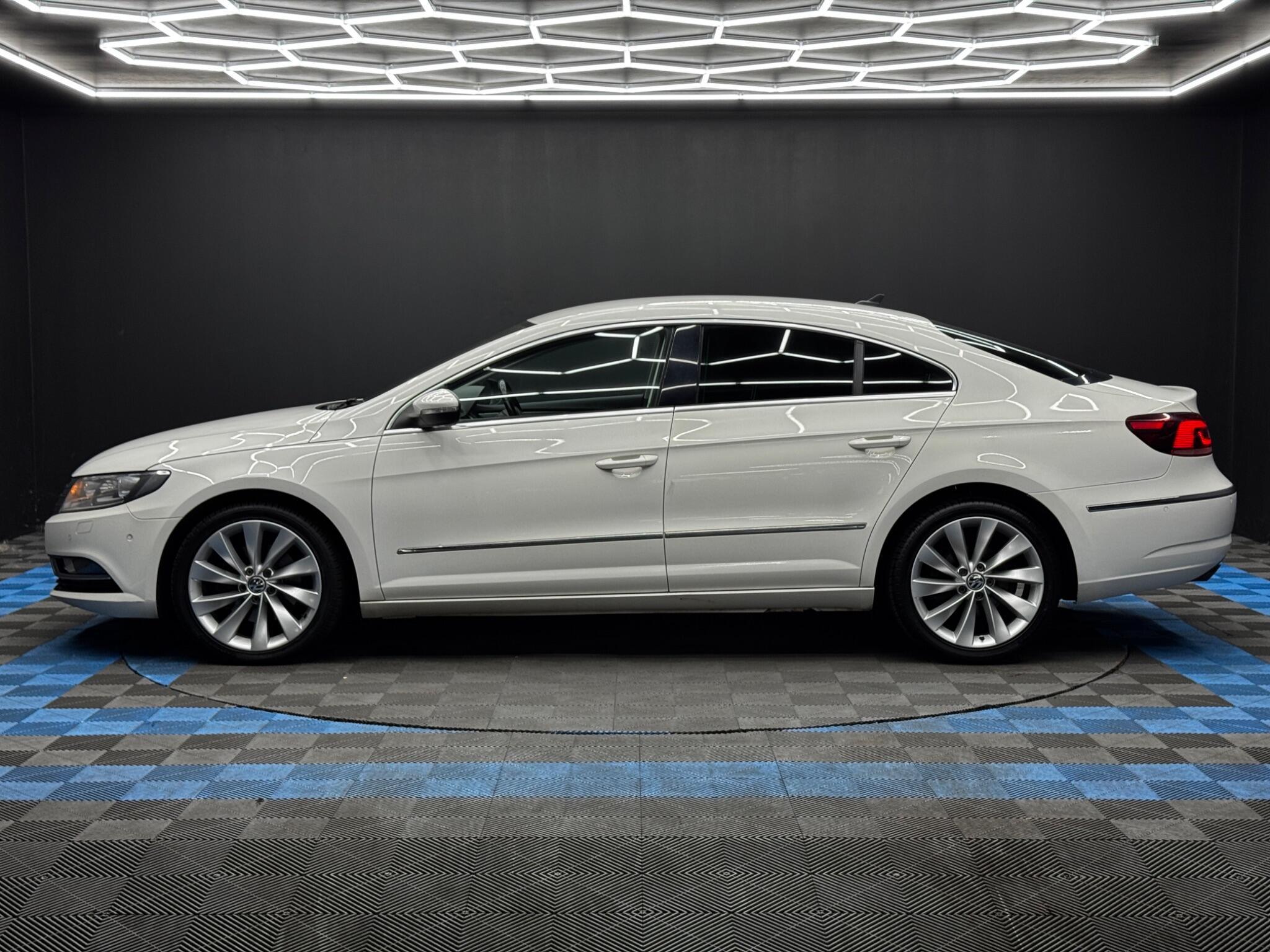 Volkswagen CC - Image 8