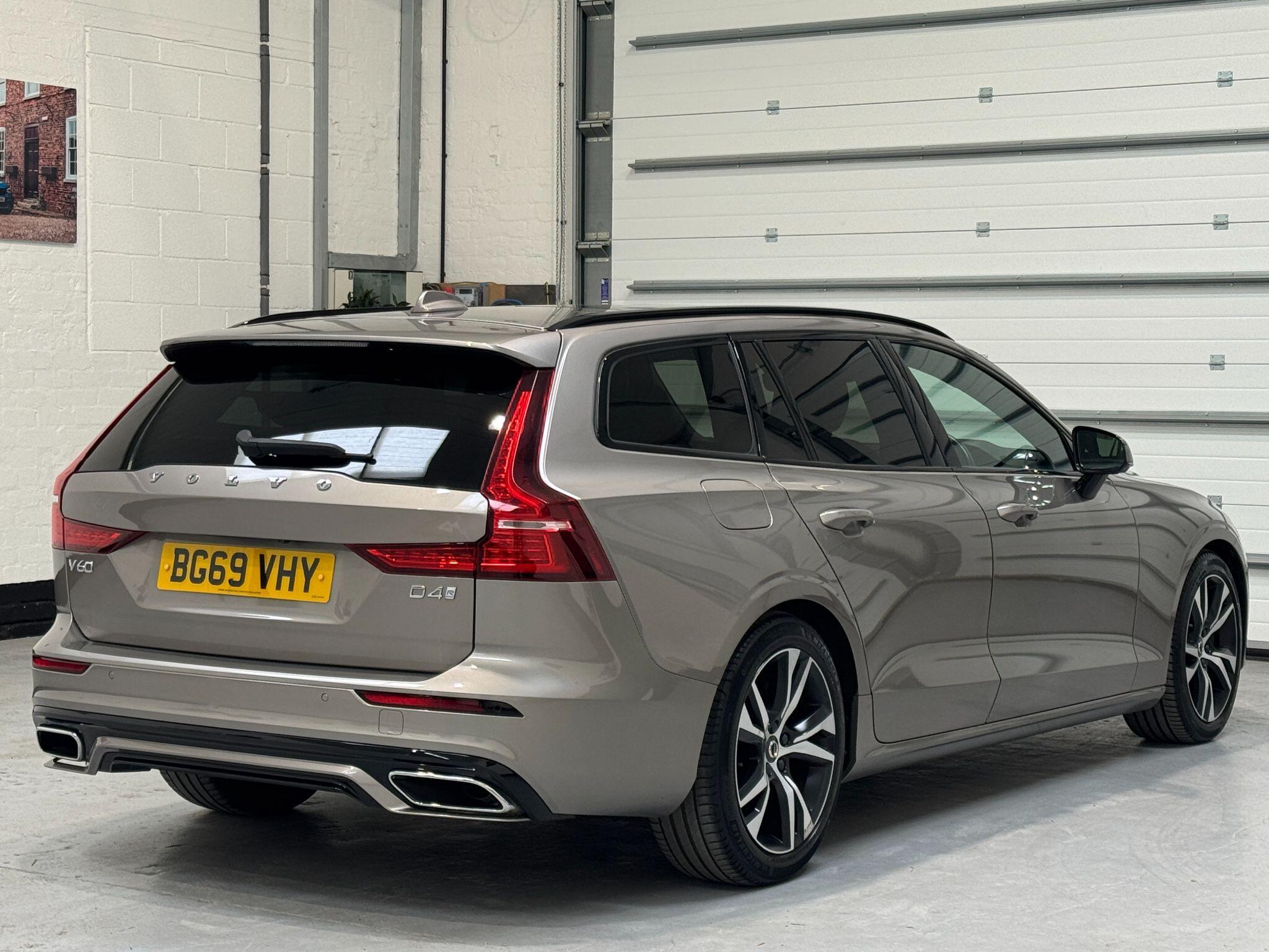 Volvo V60 - Image 11