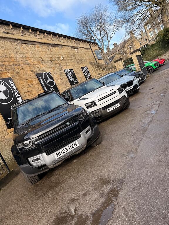 Land Rover Defender 90 - Image 21