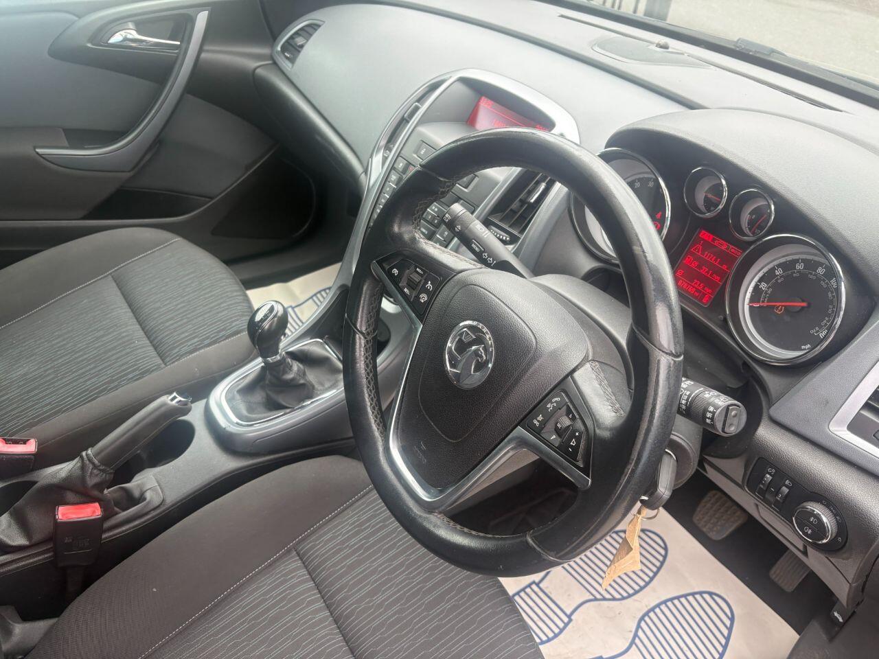 Vauxhall Astra GTC - Image 8