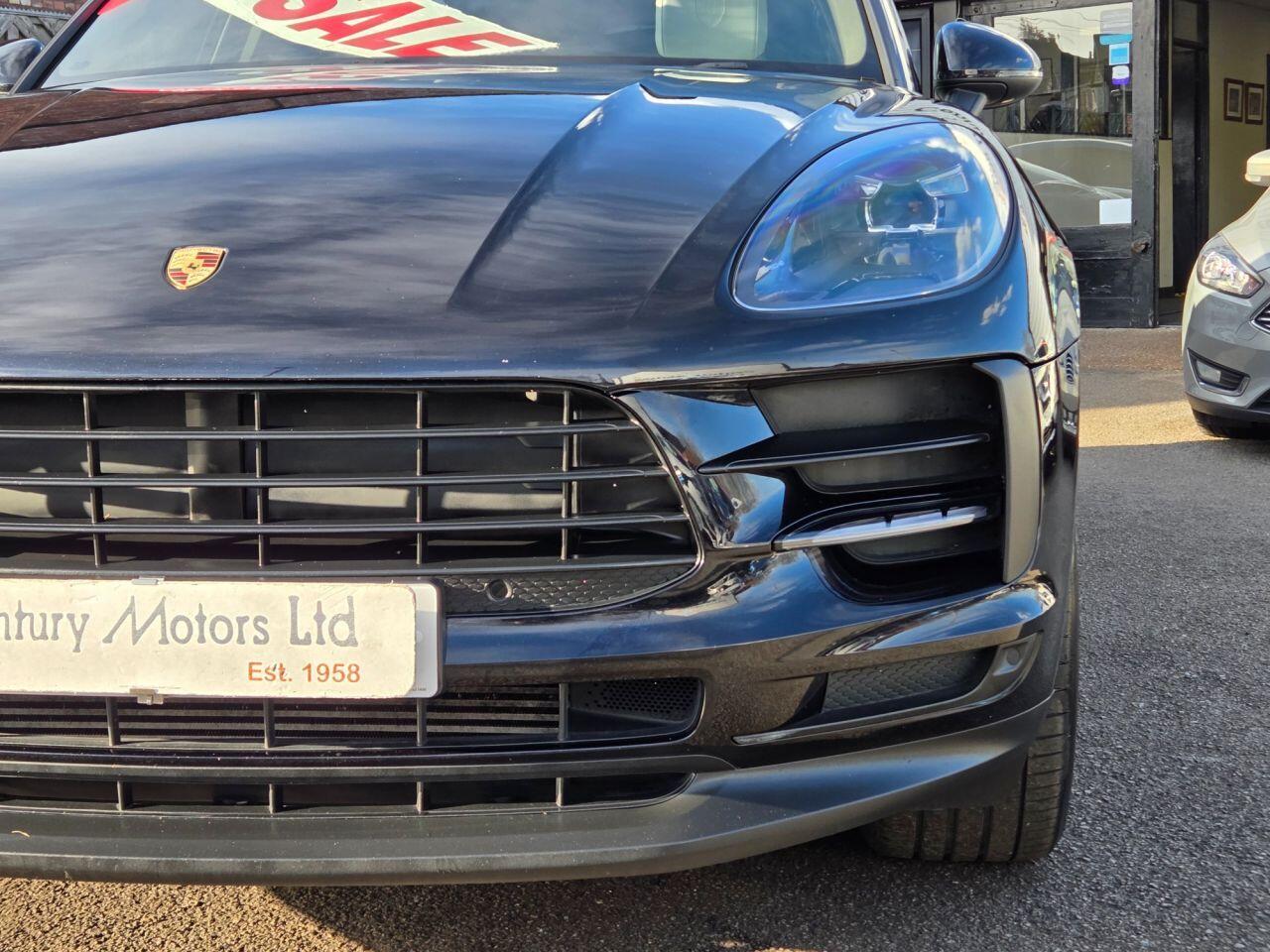 Porsche Macan - Image 13