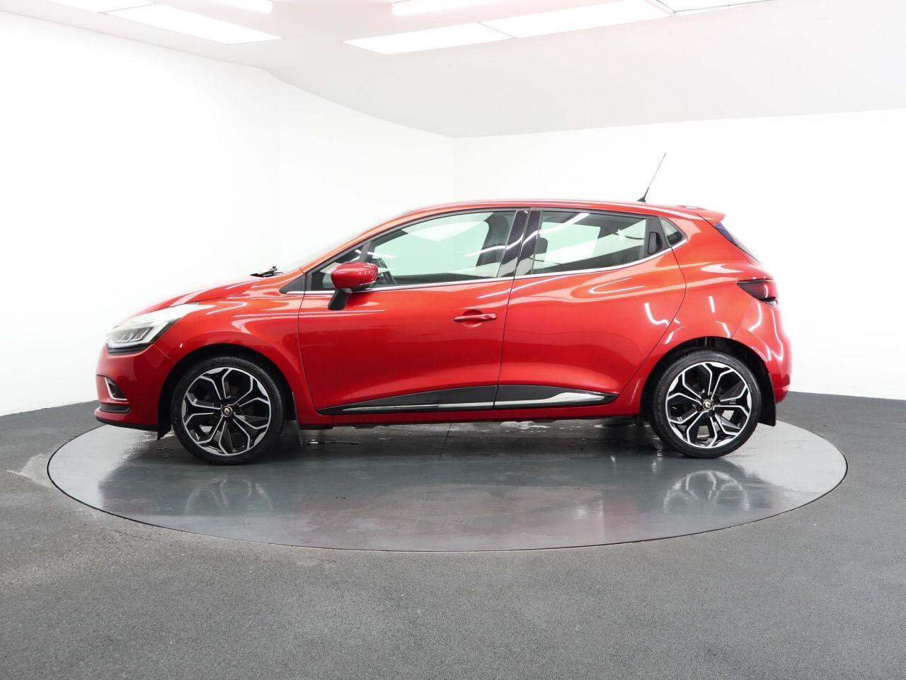 Renault Clio - Image 4