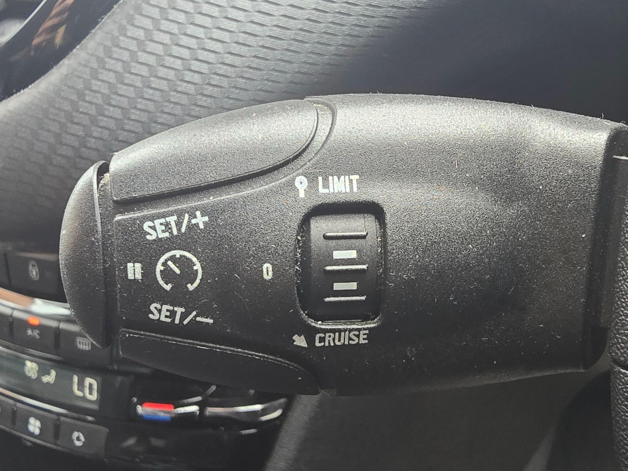 Peugeot 2008 - Image 52