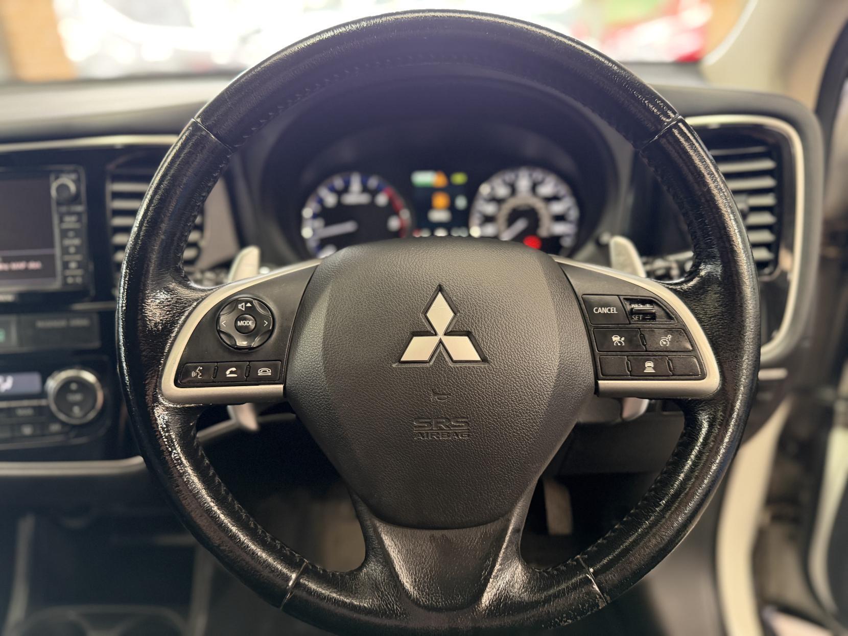 Mitsubishi Outlander - Image 20
