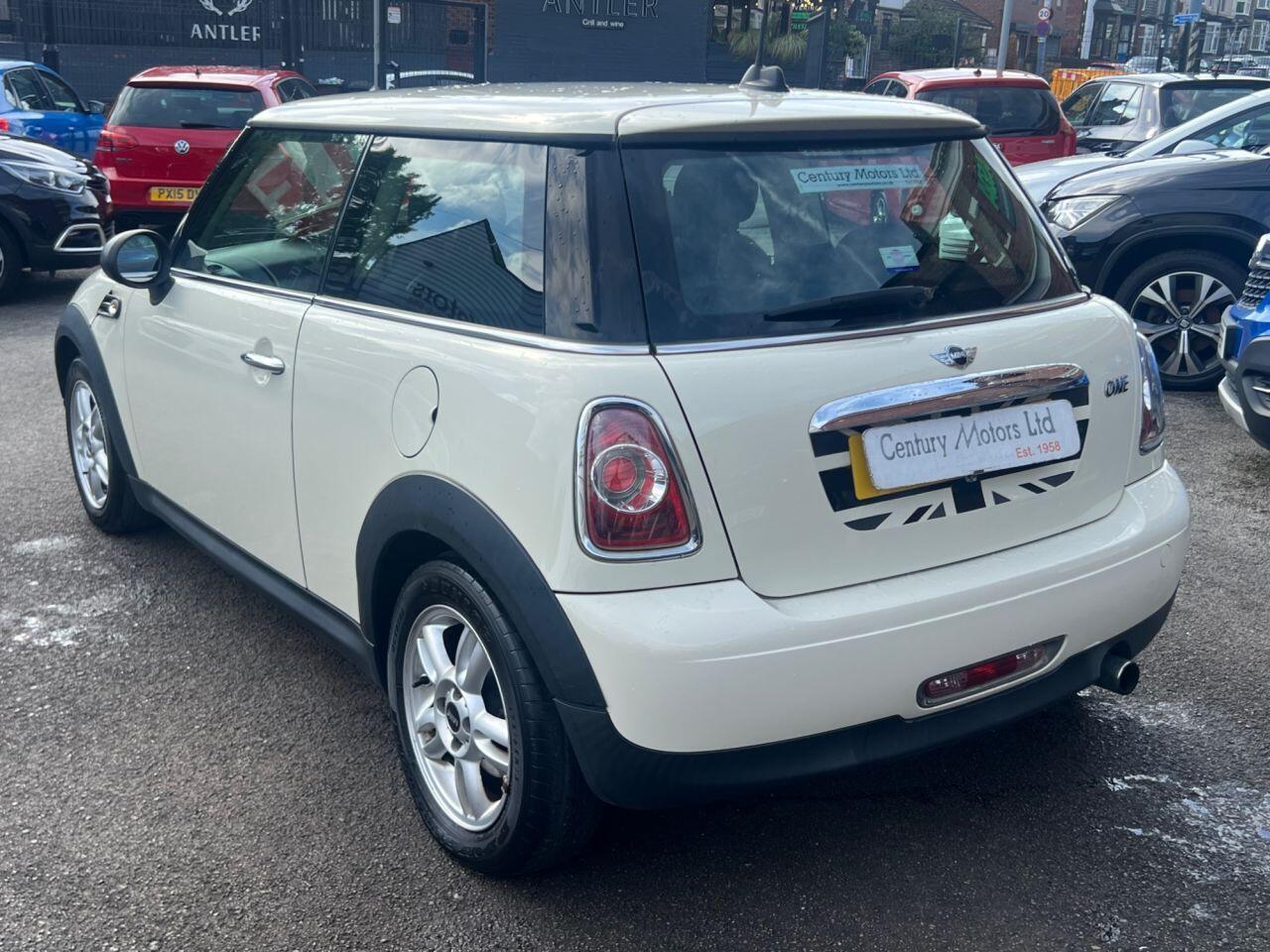 MINI Hatch - Image 4