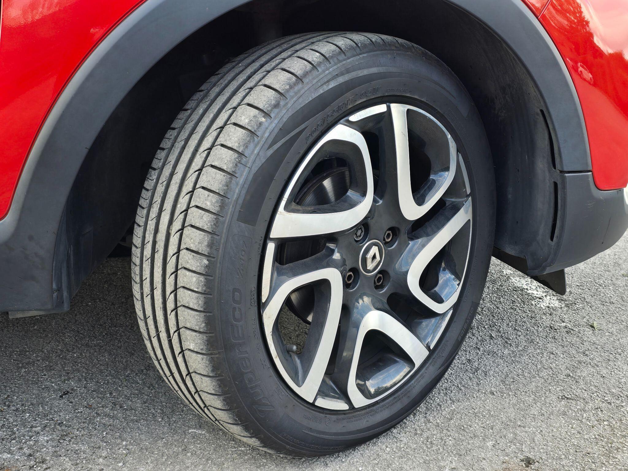 Renault Captur - Image 11