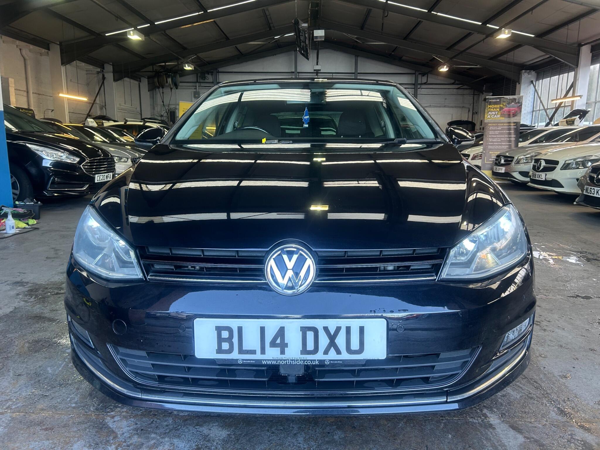 Volkswagen Golf - Image 2