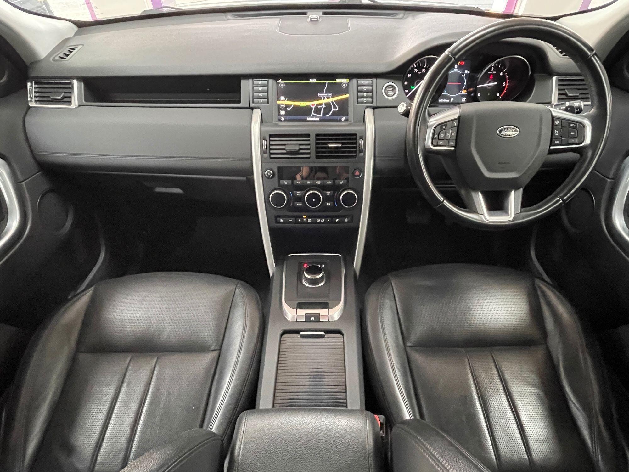 Land Rover DISCOVERY SPORT - Image 3