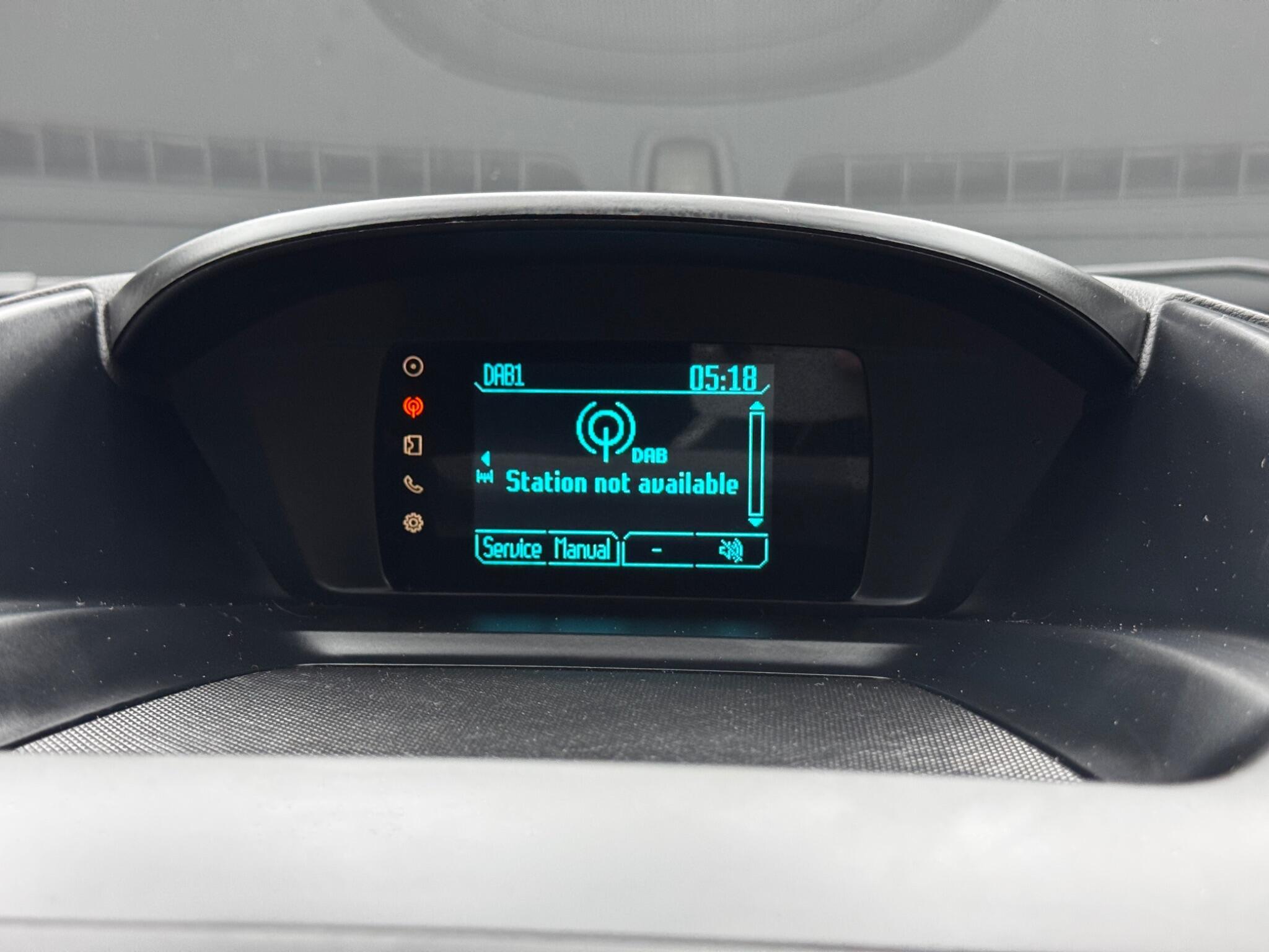 Ford Kuga - Image 27