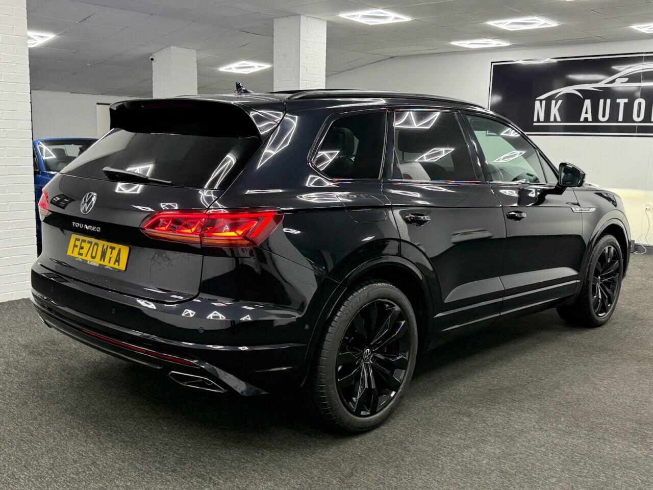 Volkswagen Touareg - Image 6