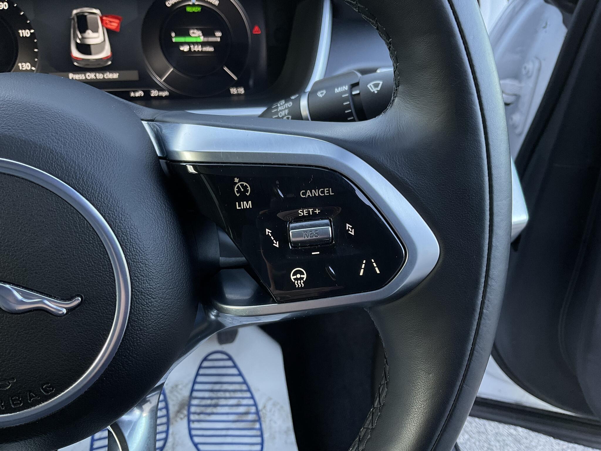 Jaguar I-Pace - Image 9