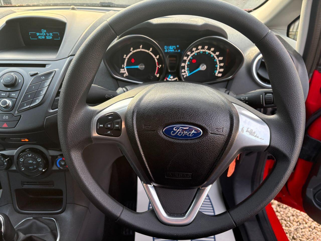 Ford Fiesta - Image 12