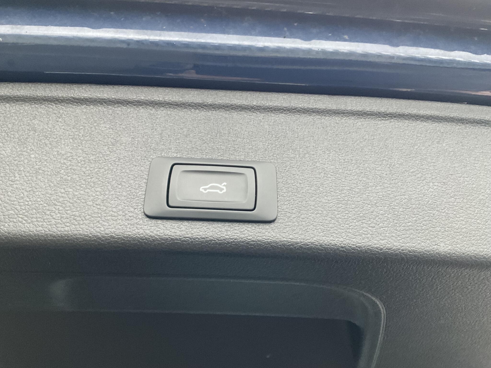 Audi A4 - Image 20