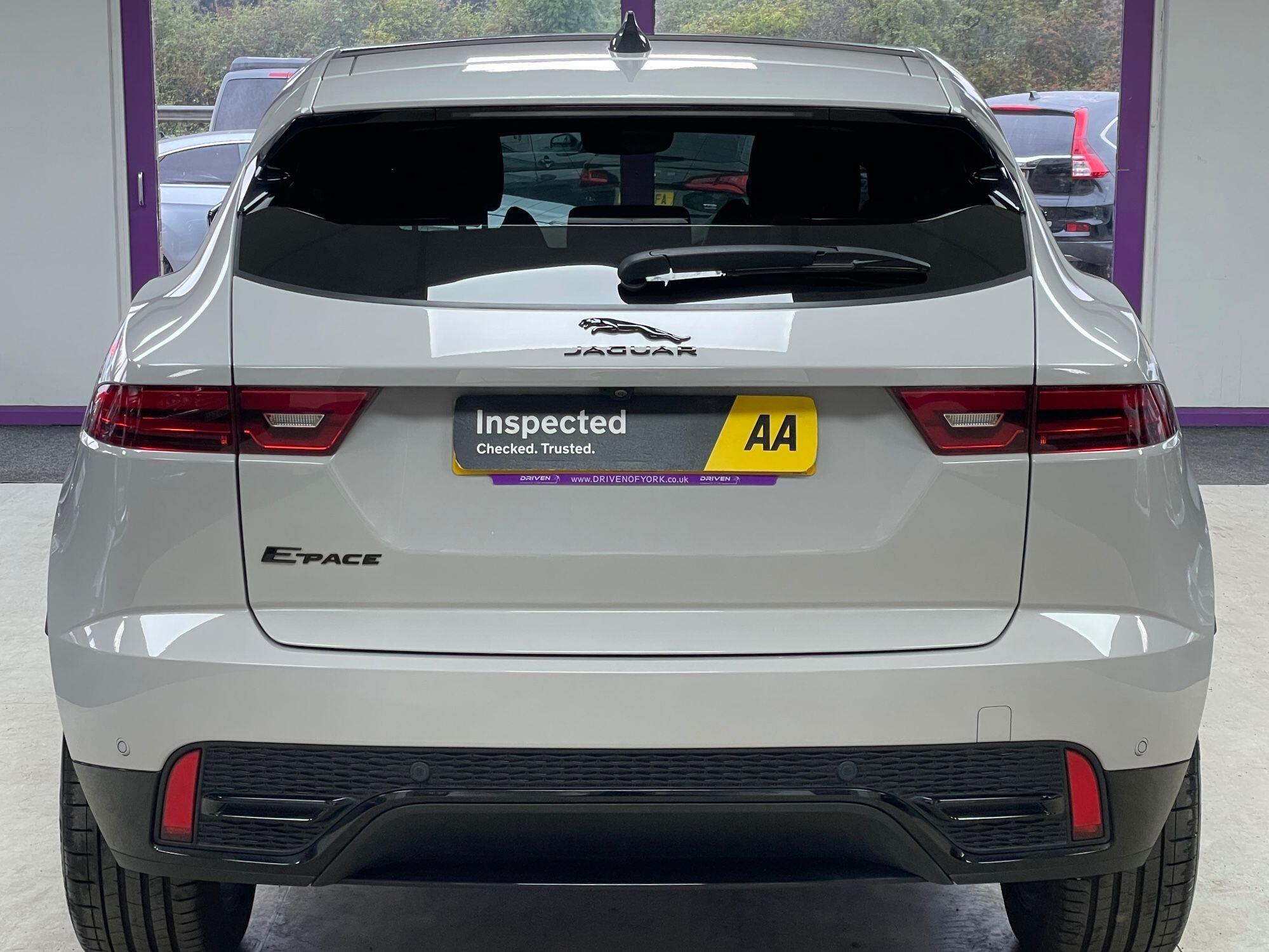 Jaguar E-Pace - Image 9