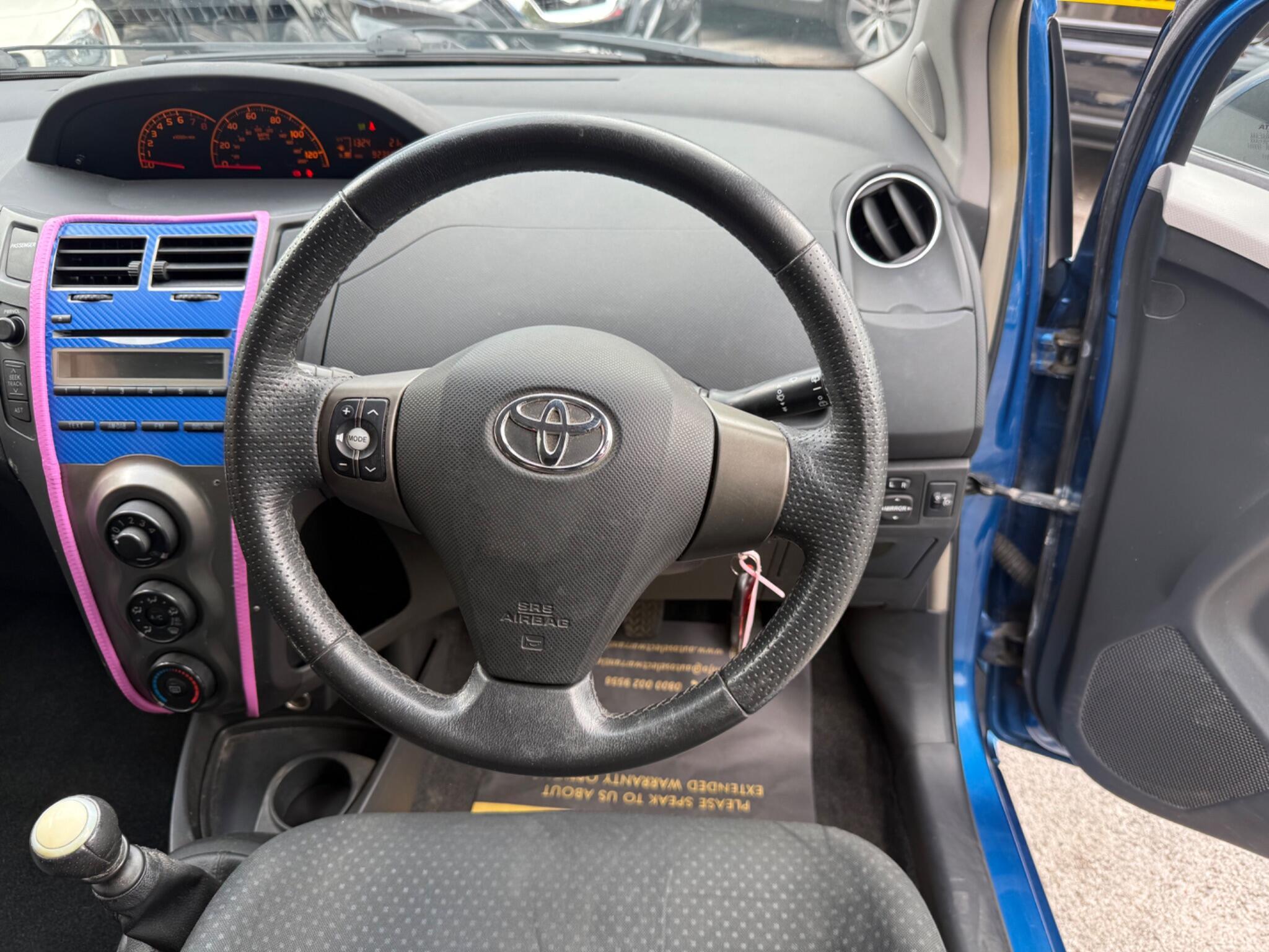 Toyota Yaris - Image 13