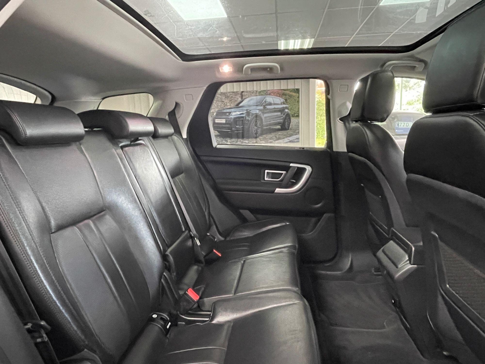 Land Rover DISCOVERY SPORT - Image 29