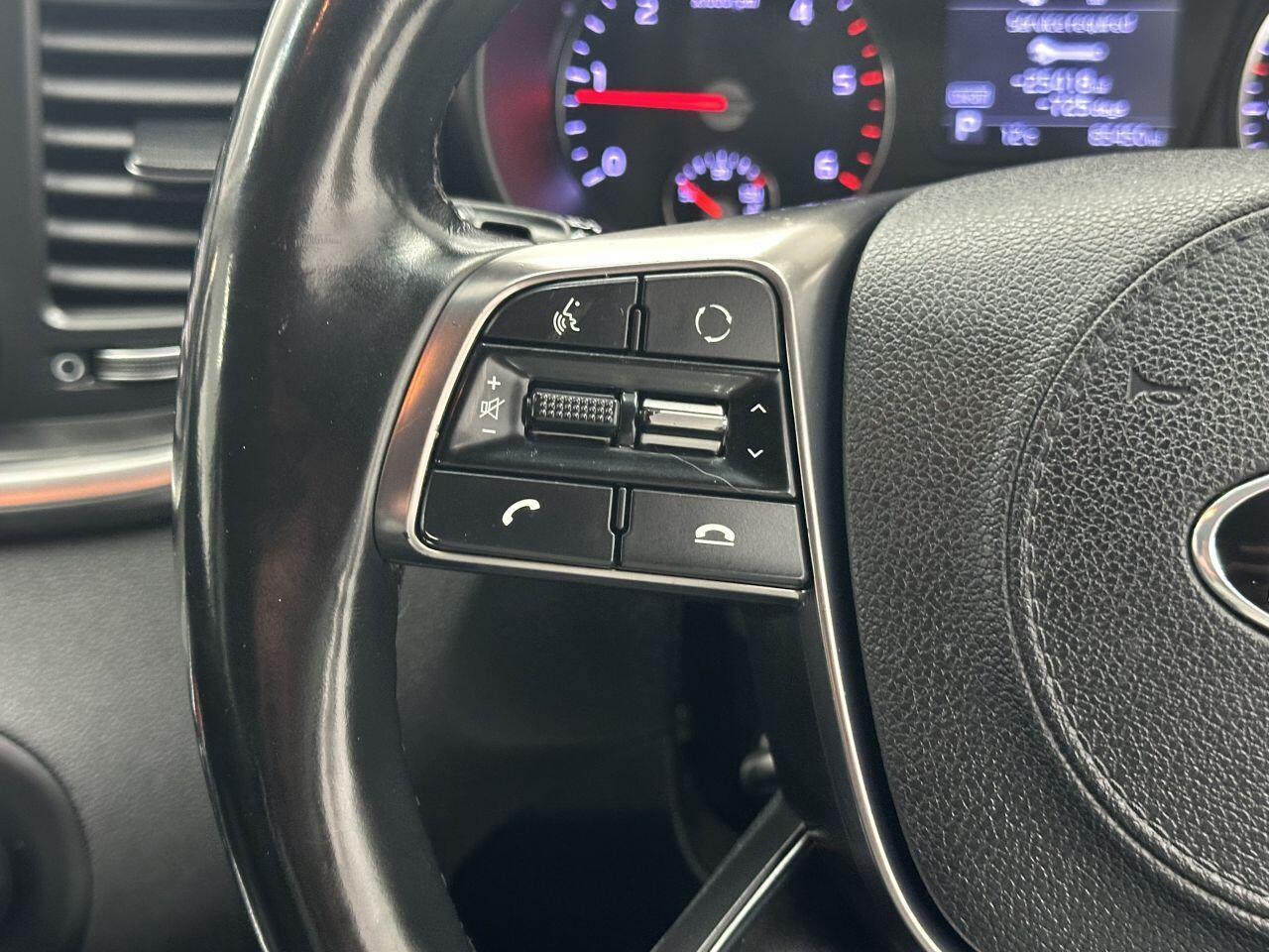 Kia Sorento - Image 17