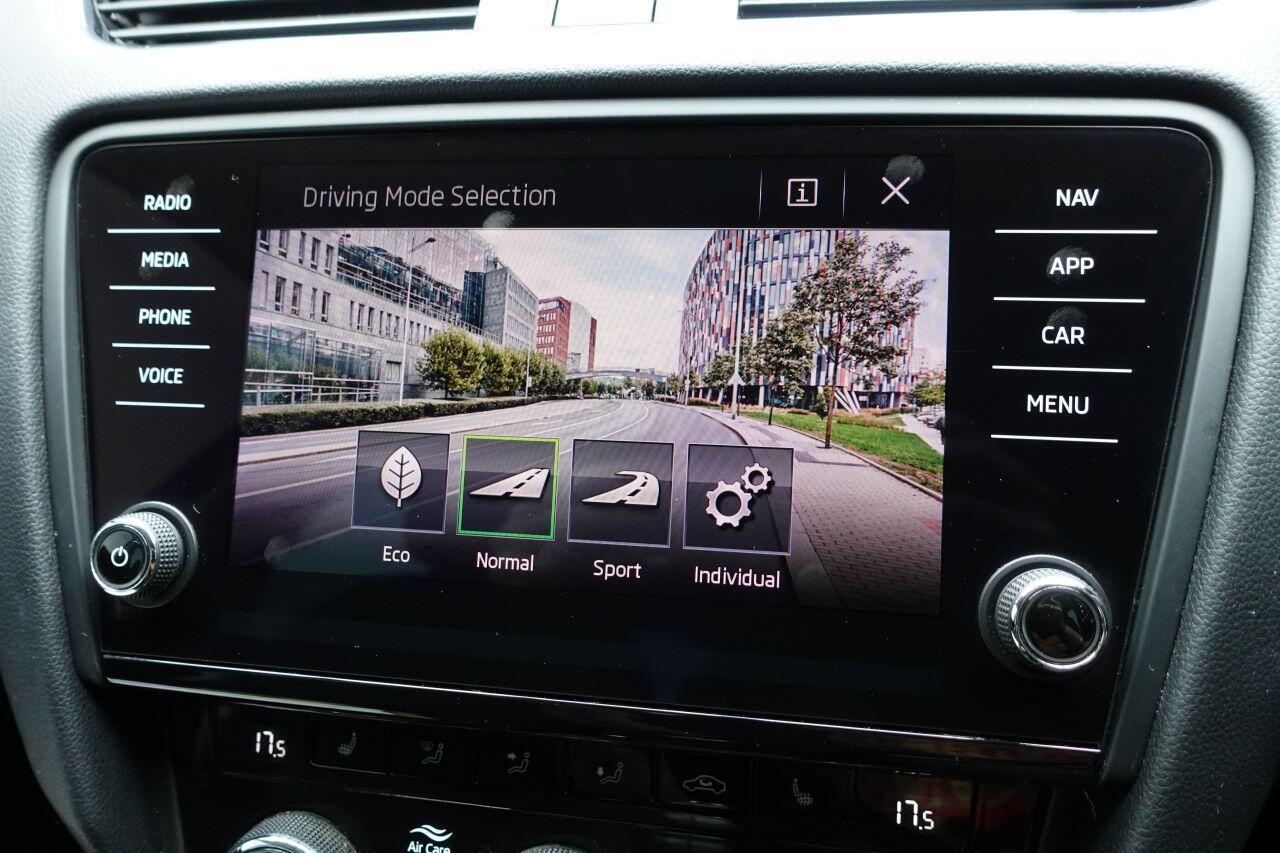 Skoda Octavia - Image 33