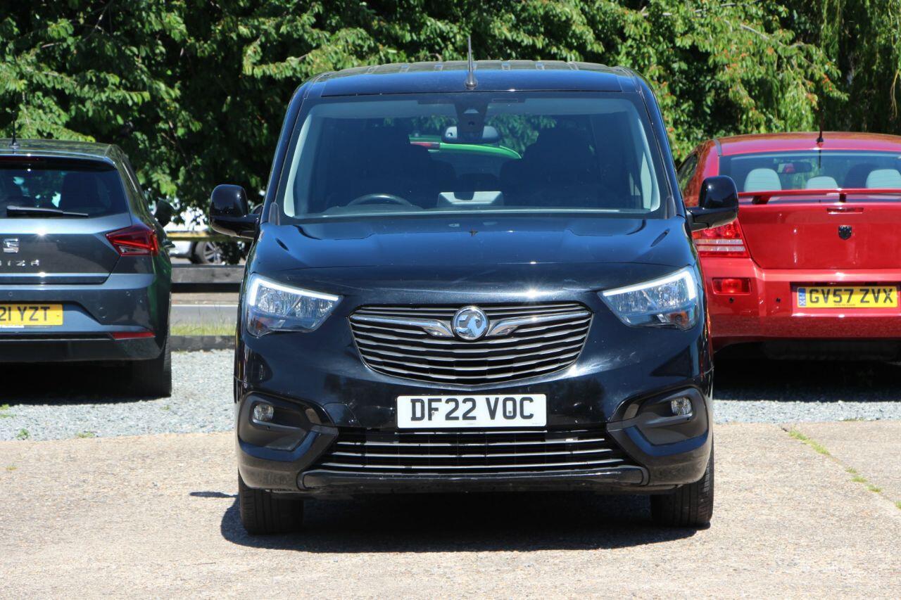 Vauxhall Combo Life - Image 9