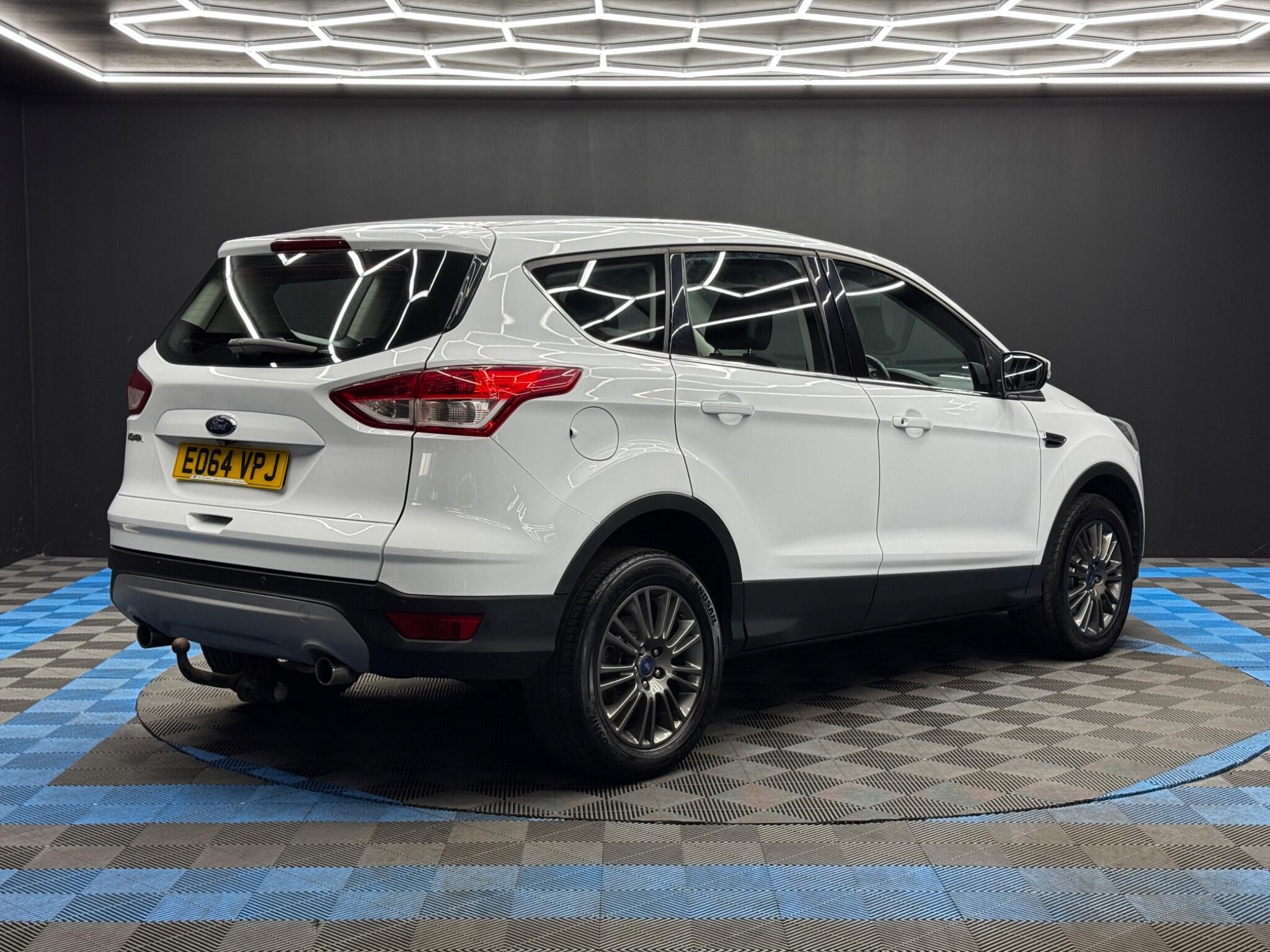 Ford Kuga - Image 5