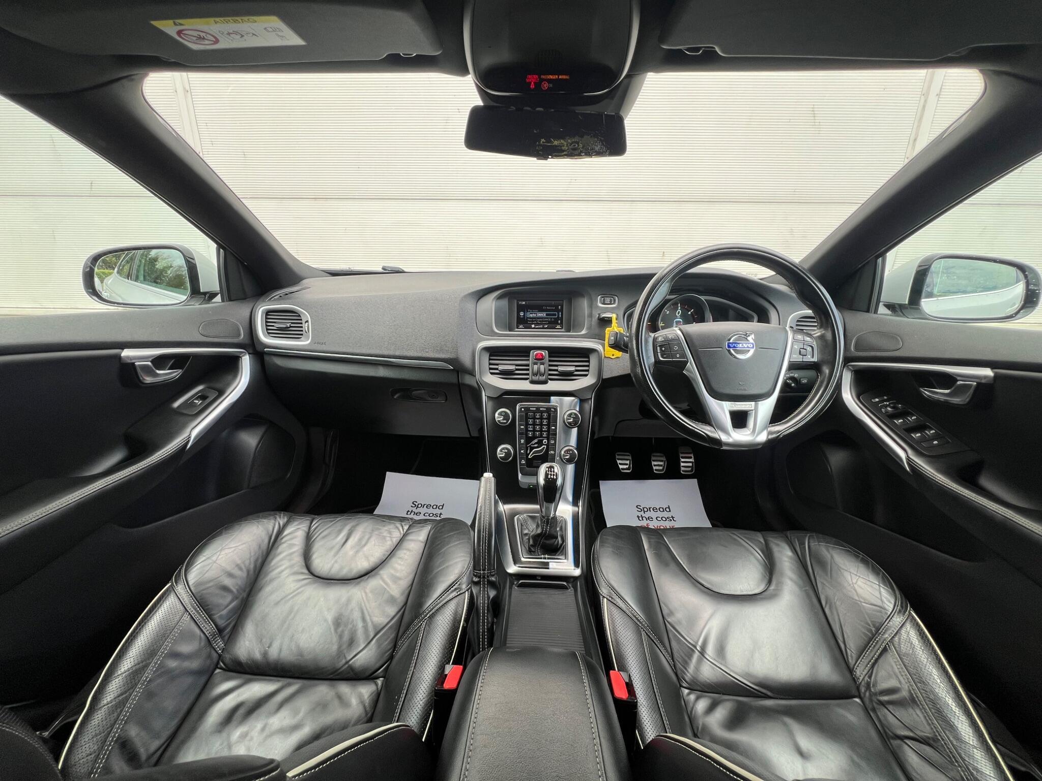 Volvo V40 - Image 23