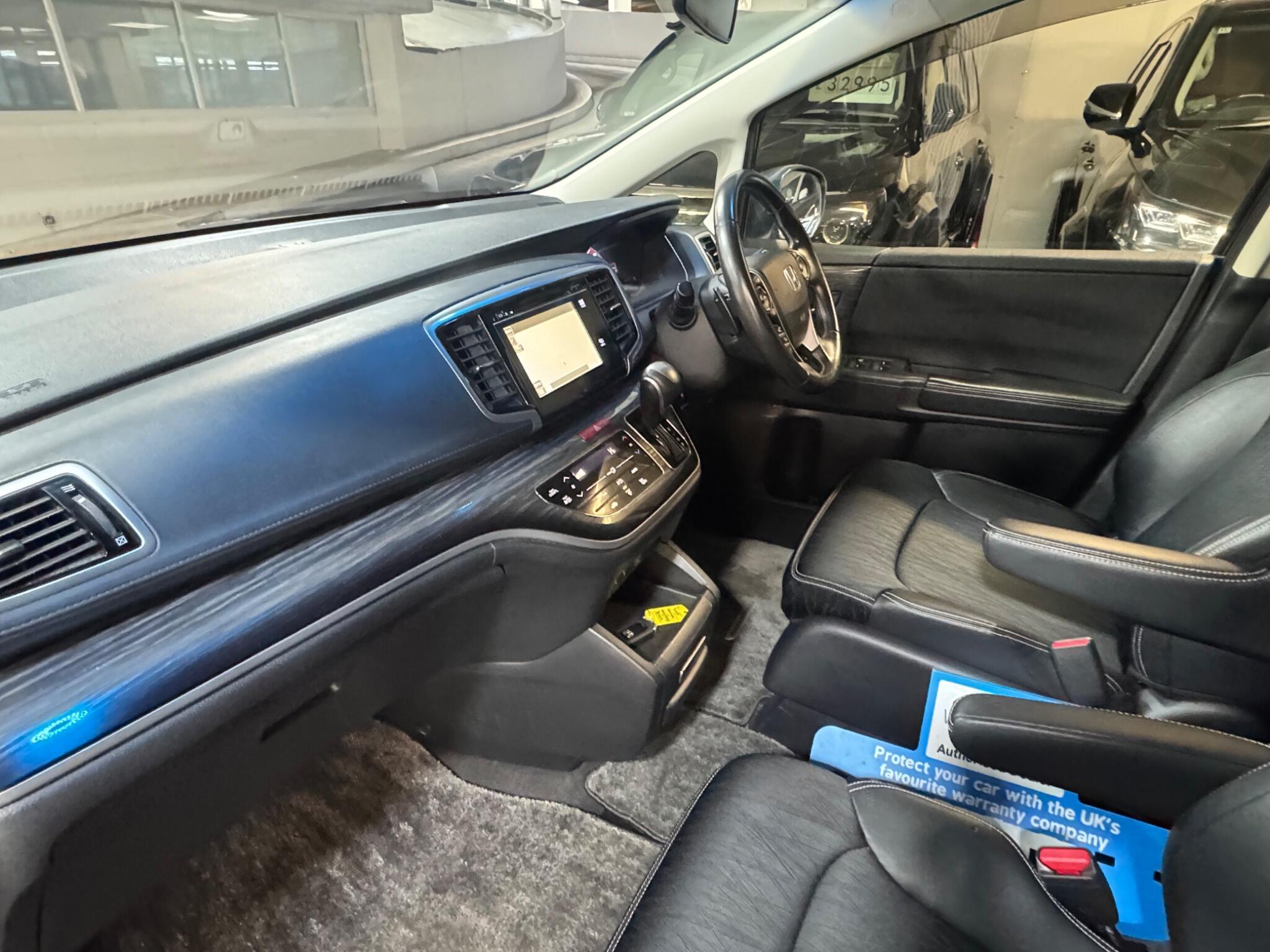 Honda Odyssey - Image 11