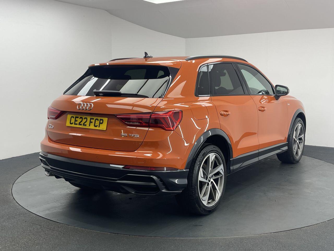 Audi Q3 - Image 11