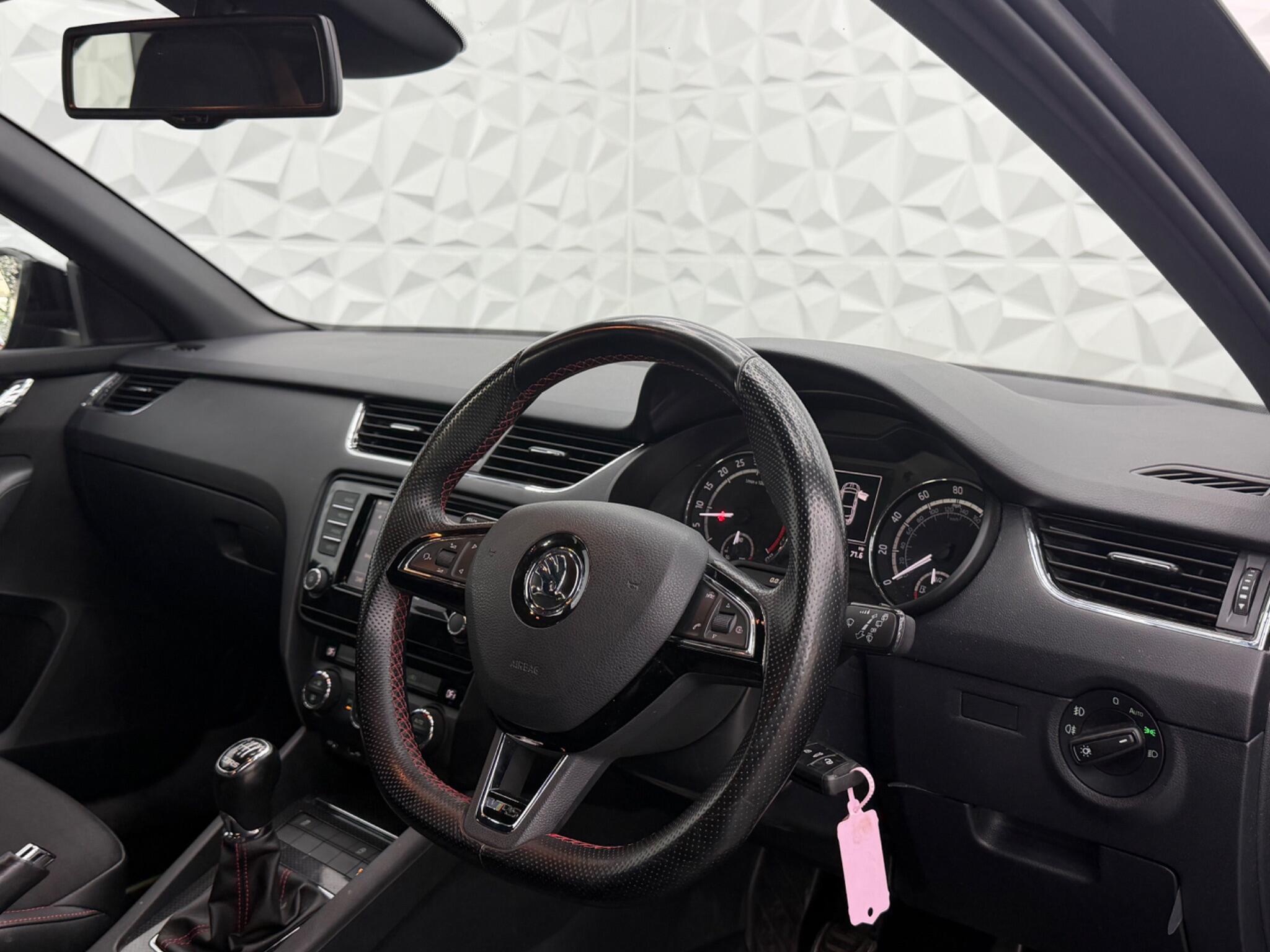 Skoda Octavia - Image 14