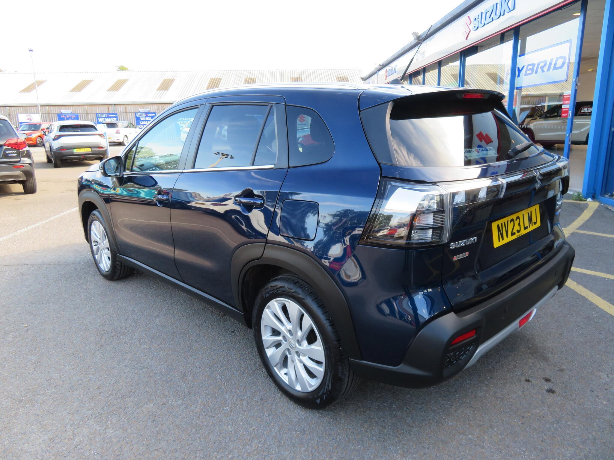 Suzuki S-Cross - Image 11
