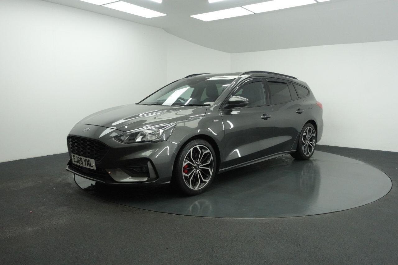 Ford Focus - Image 6