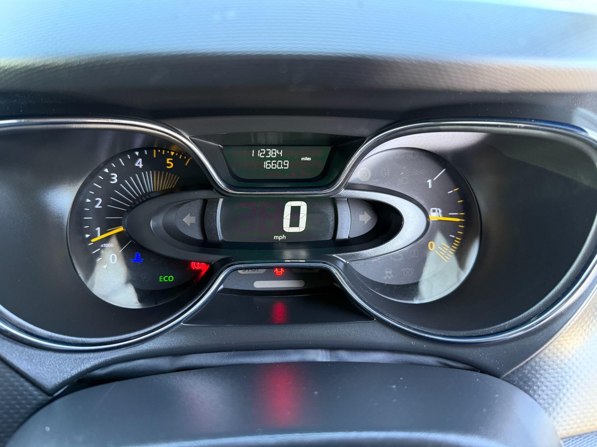 Renault Captur - Image 39