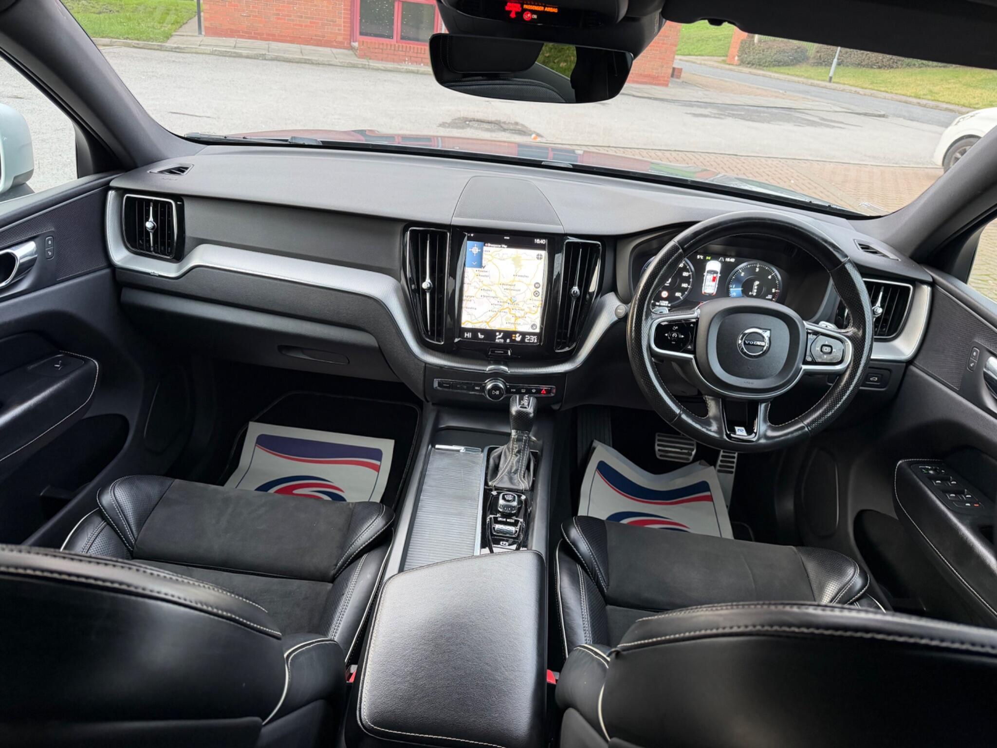 Volvo XC60 - Image 51