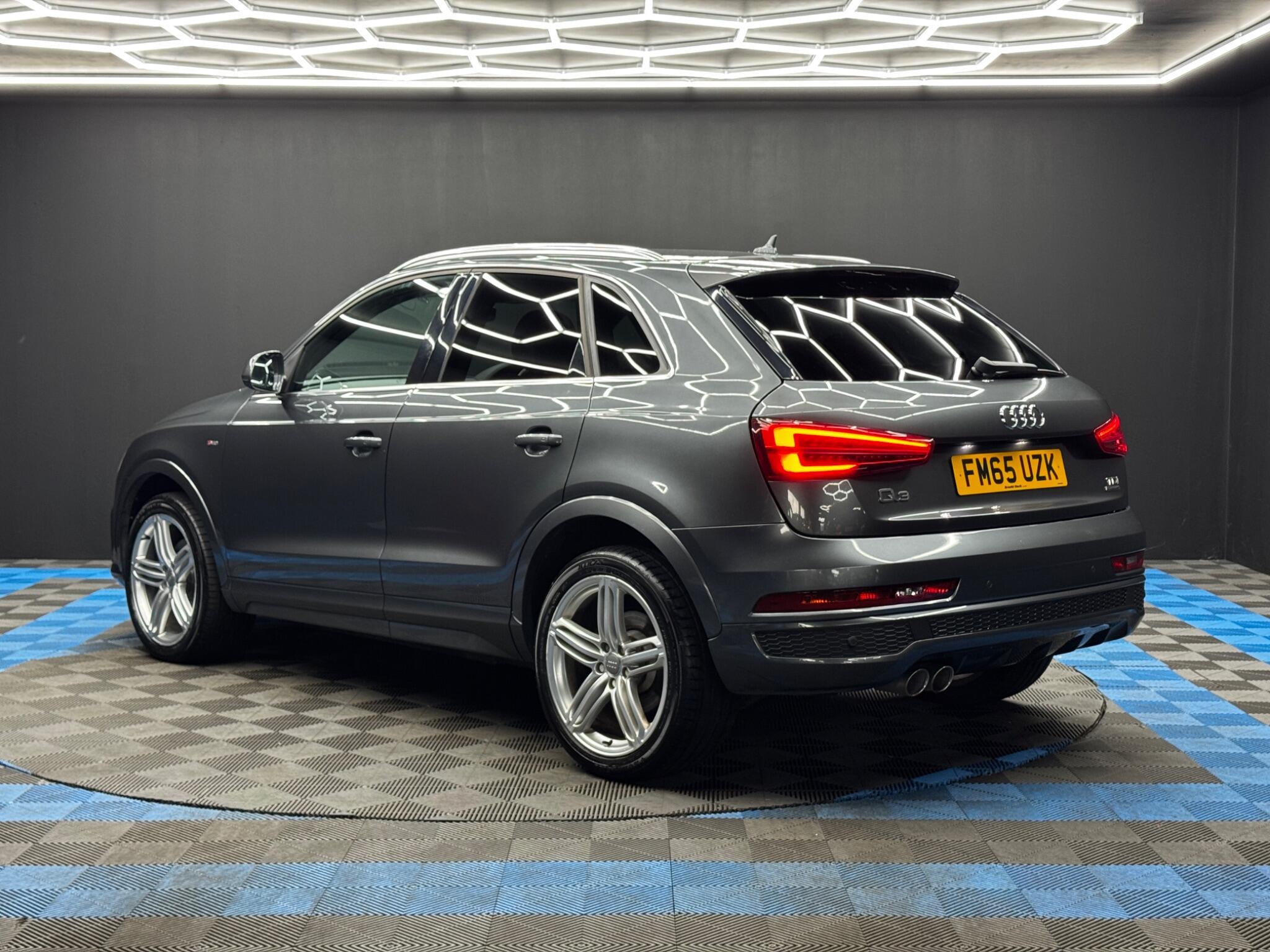 Audi Q3 - Image 7