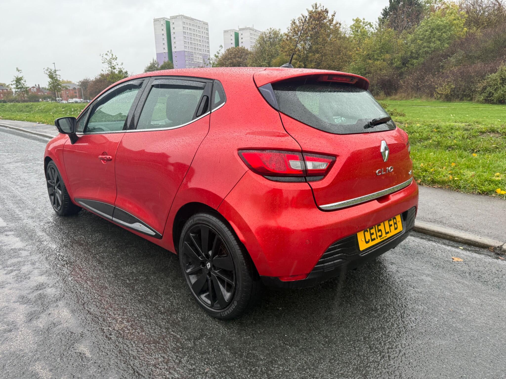 Renault Clio - Image 5