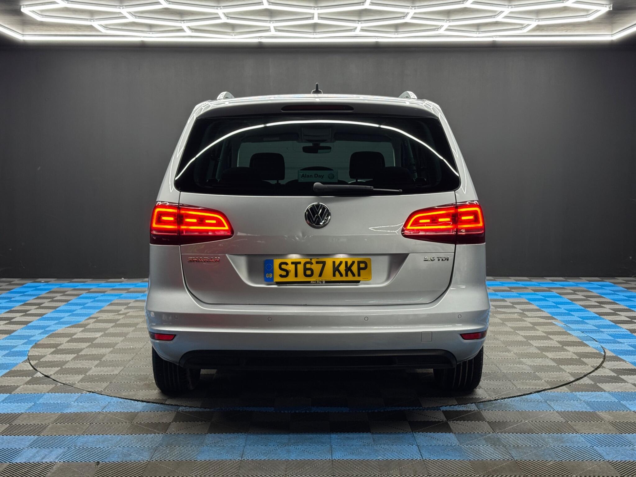 Volkswagen Sharan - Image 7