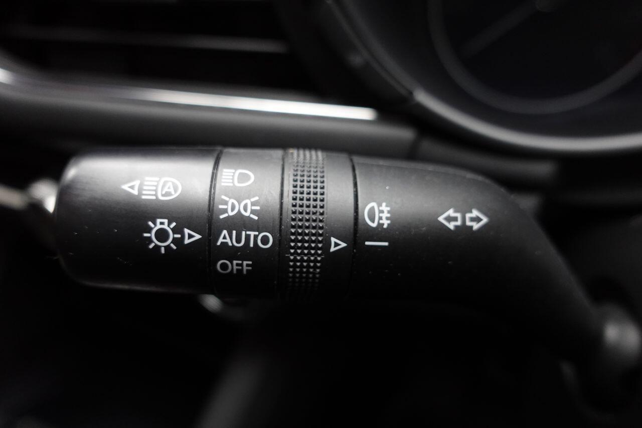 Mazda MAZDA3 - Image 45